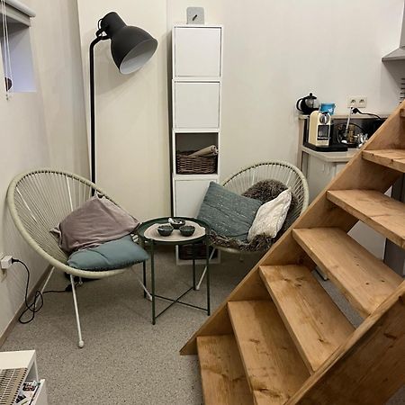 Vakantiehuis De Wereldburger Worldcitizen Opglabbeek Buitenkant foto
